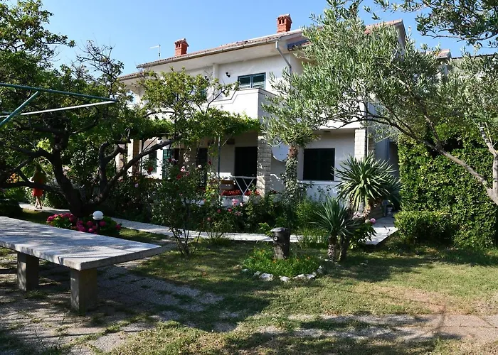 Zdenka 1 Διαμέρισμα *