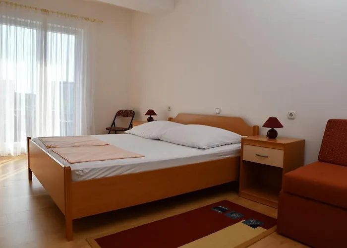 Zdenka 1 * Banjol